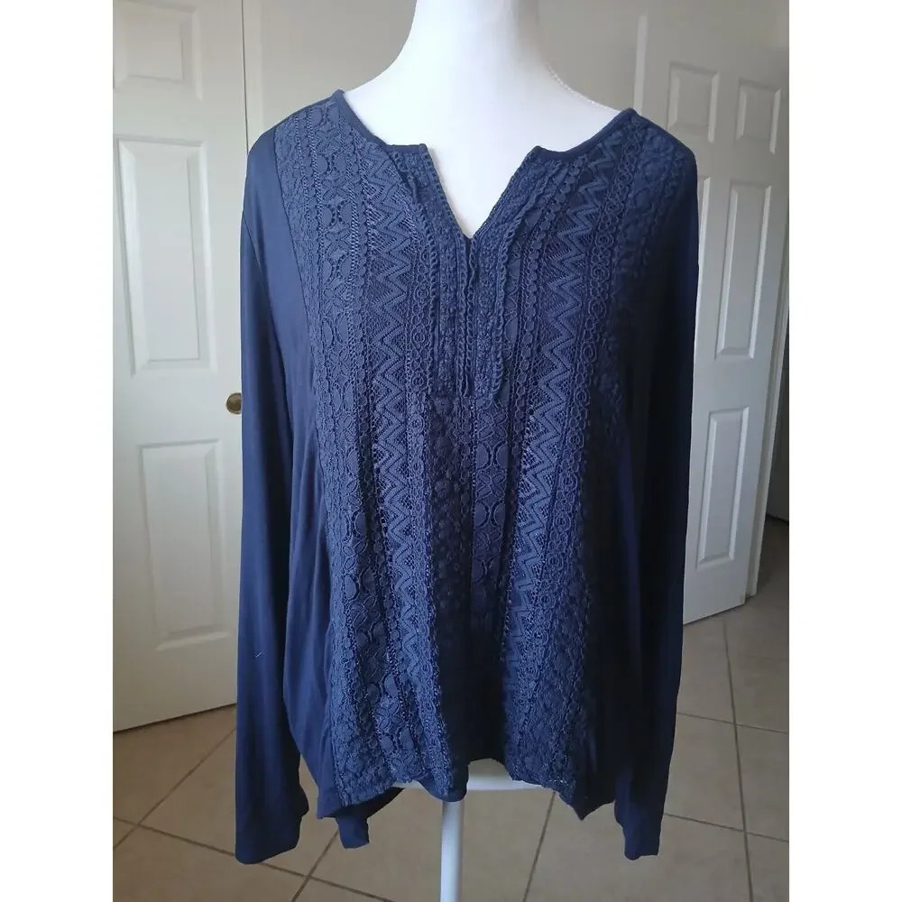 Women's Navy Lace Front Long-Sleeve Top